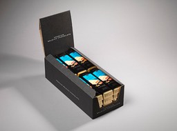 22001 White chocolate with hazelnut cream filling and feuilletine 75g (Display)_2